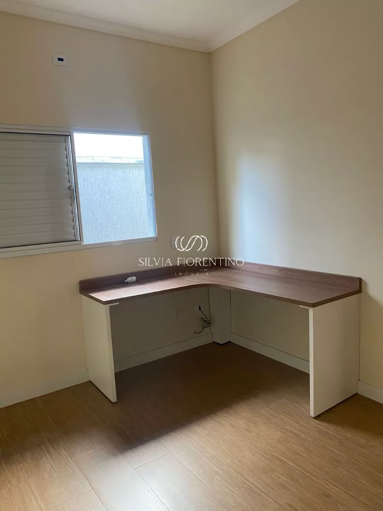 Casa à venda com 3 quartos, 250m² - Foto 3