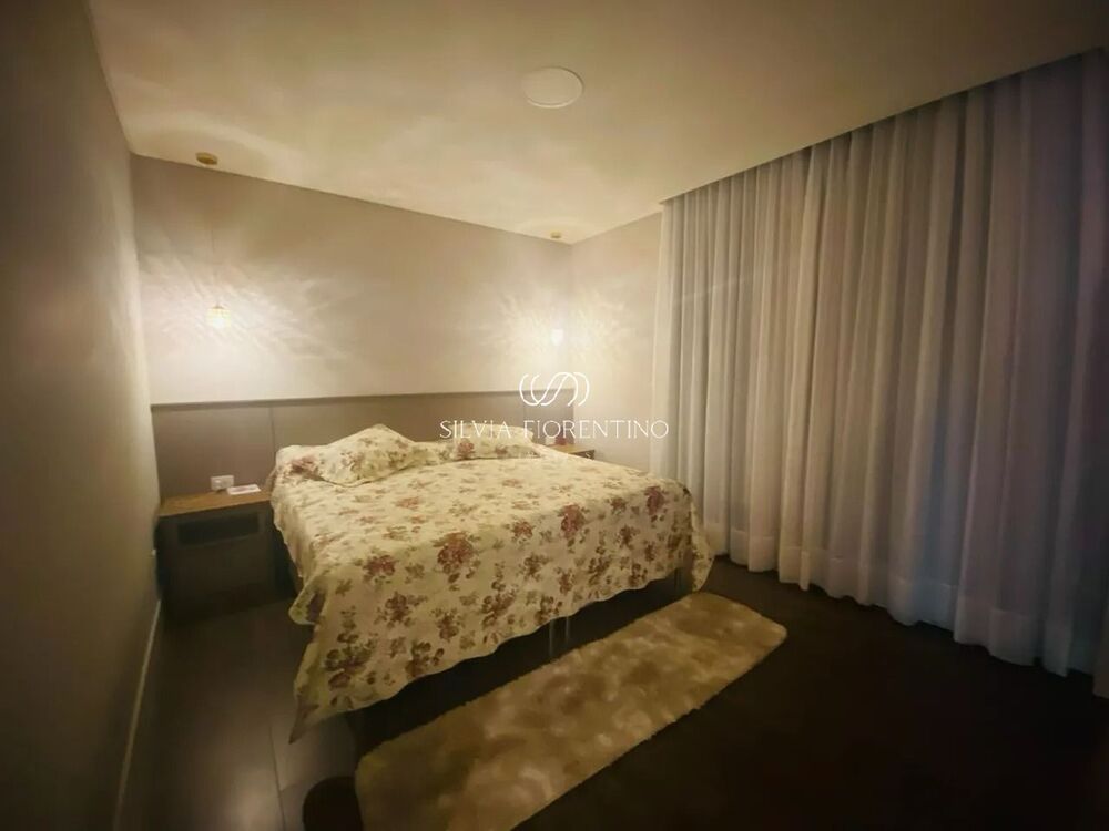 Casa à venda com 4 quartos, 354m² - Foto 6