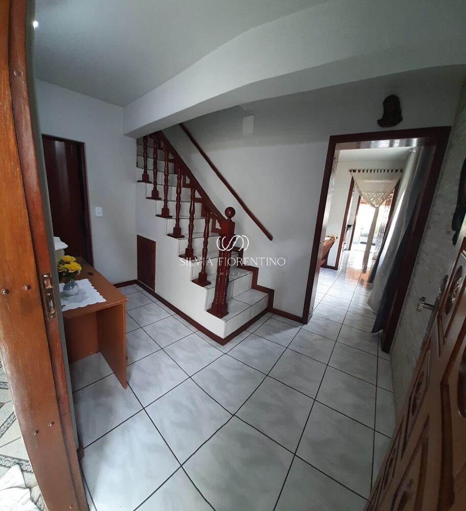 Casa, 3 quartos, 180 m² - Foto 2
