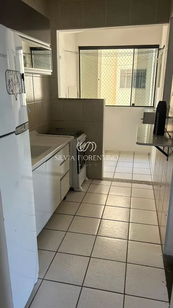 Apartamento à venda com 2 quartos, 70m² - Foto 2