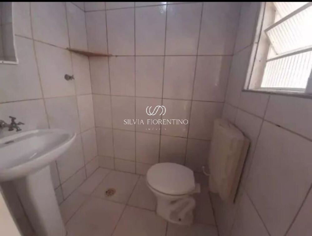 Casa à venda com 2 quartos, 125m² - Foto 12