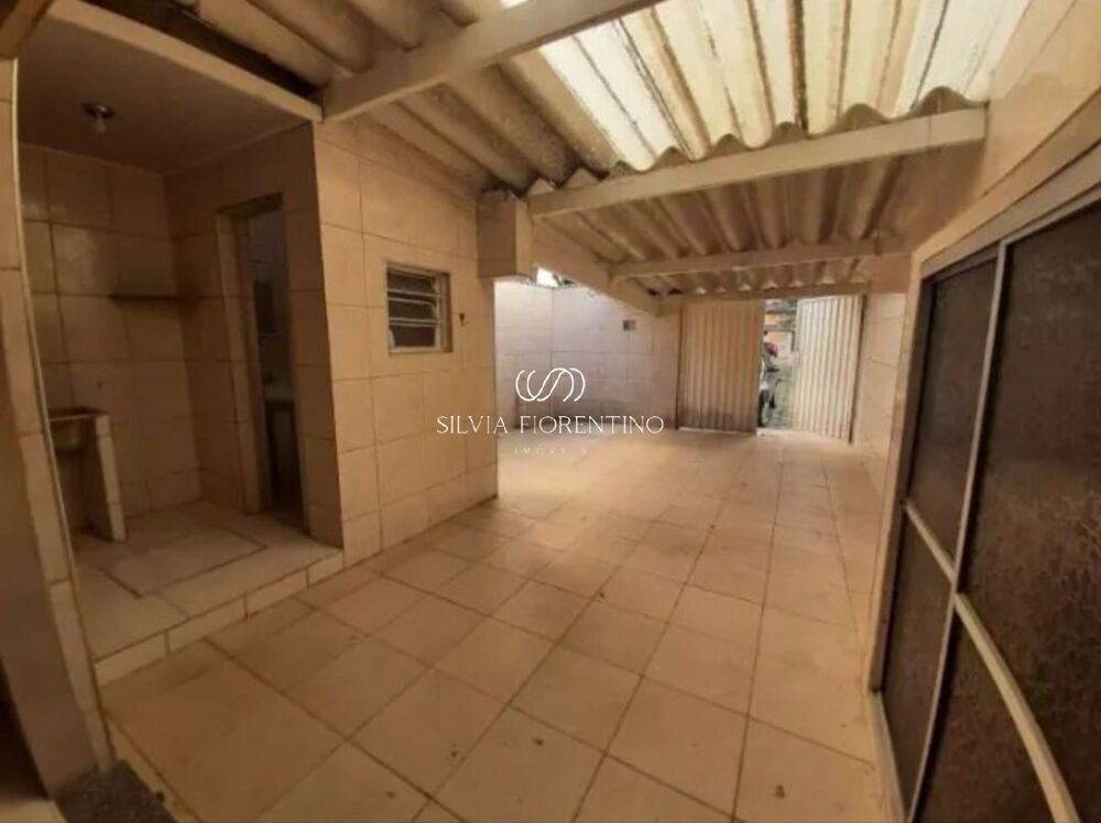 Casa à venda com 2 quartos, 125m² - Foto 6