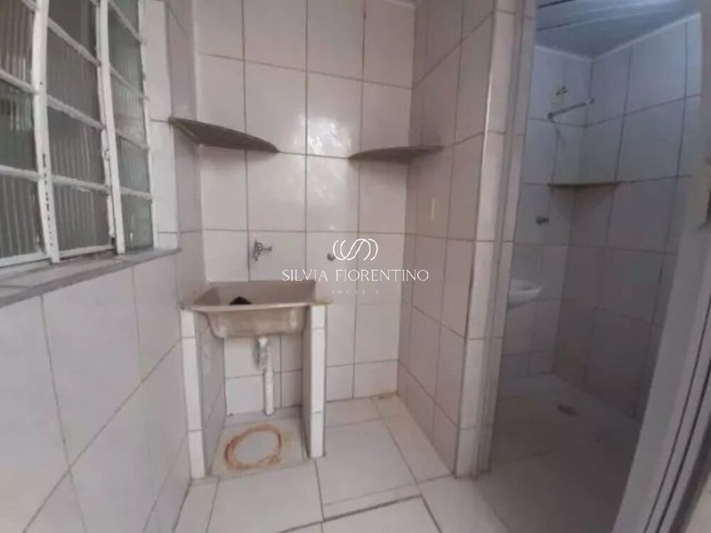 Casa à venda com 2 quartos, 125m² - Foto 7