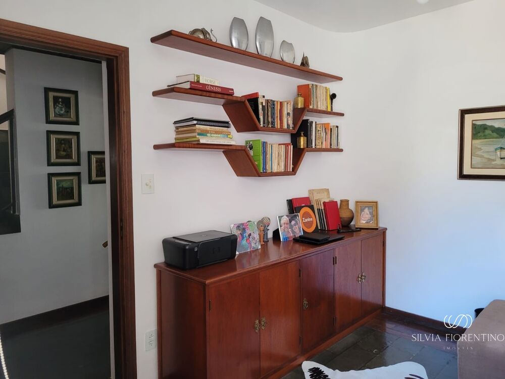 Casa, 3 quartos, 215 m² - Foto 1