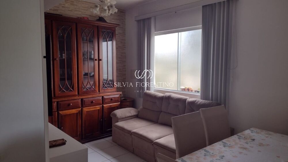 Casa à venda com 3 quartos, 150m² - Foto 8