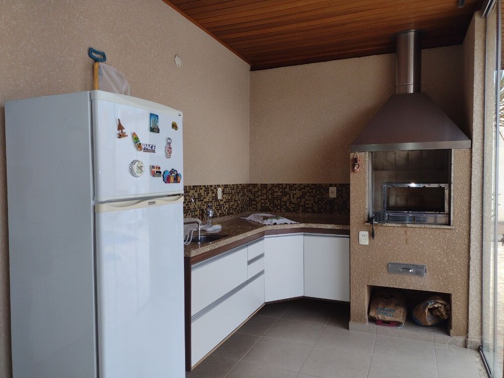 Casa, 4 quartos, 270 m² - Foto 4