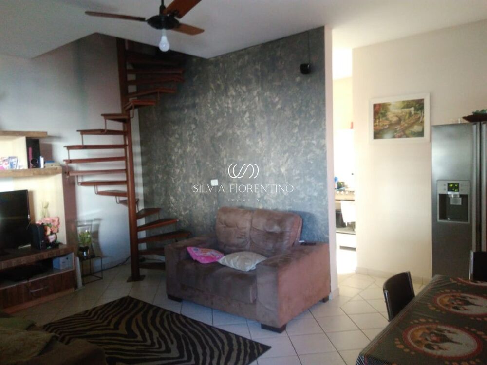 Casa, 3 quartos, 130 m² - Foto 1