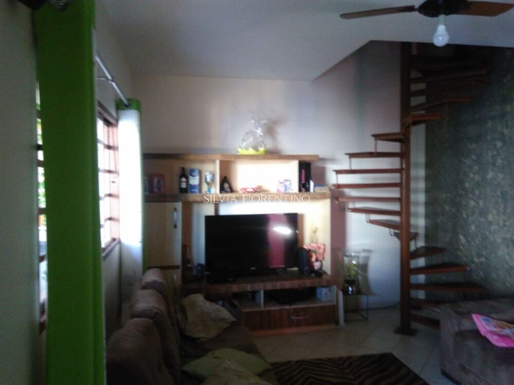 Casa, 3 quartos, 130 m² - Foto 2