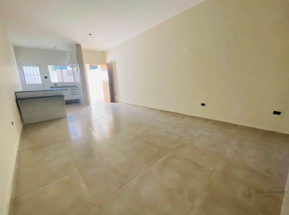 Casa à venda com 3 quartos, 80m² - Foto 4