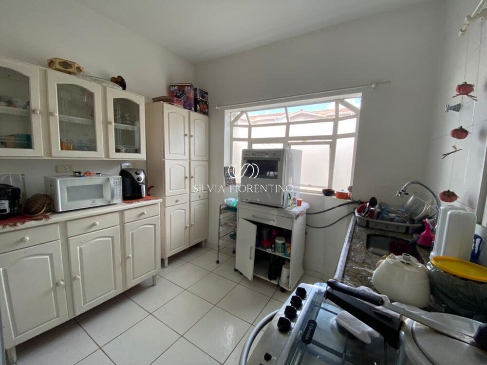 Casa à venda com 3 quartos, 120m² - Foto 8