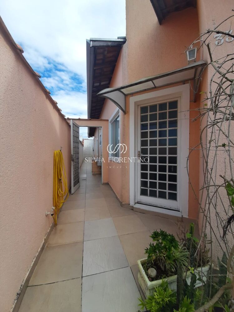 Casa à venda com 2 quartos, 125m² - Foto 6