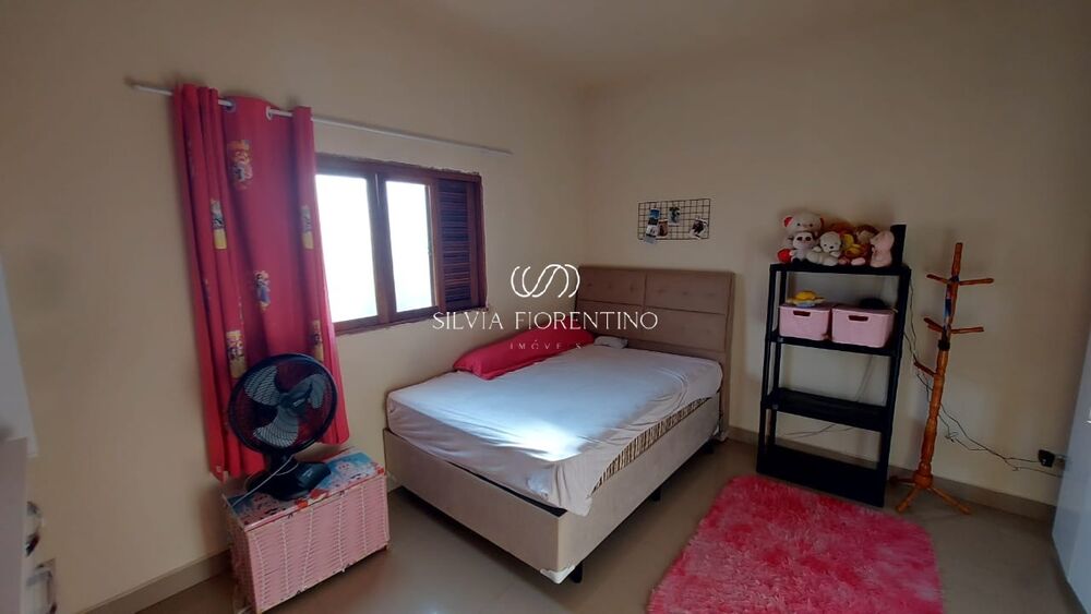 Casa, 3 quartos, 231 m² - Foto 3