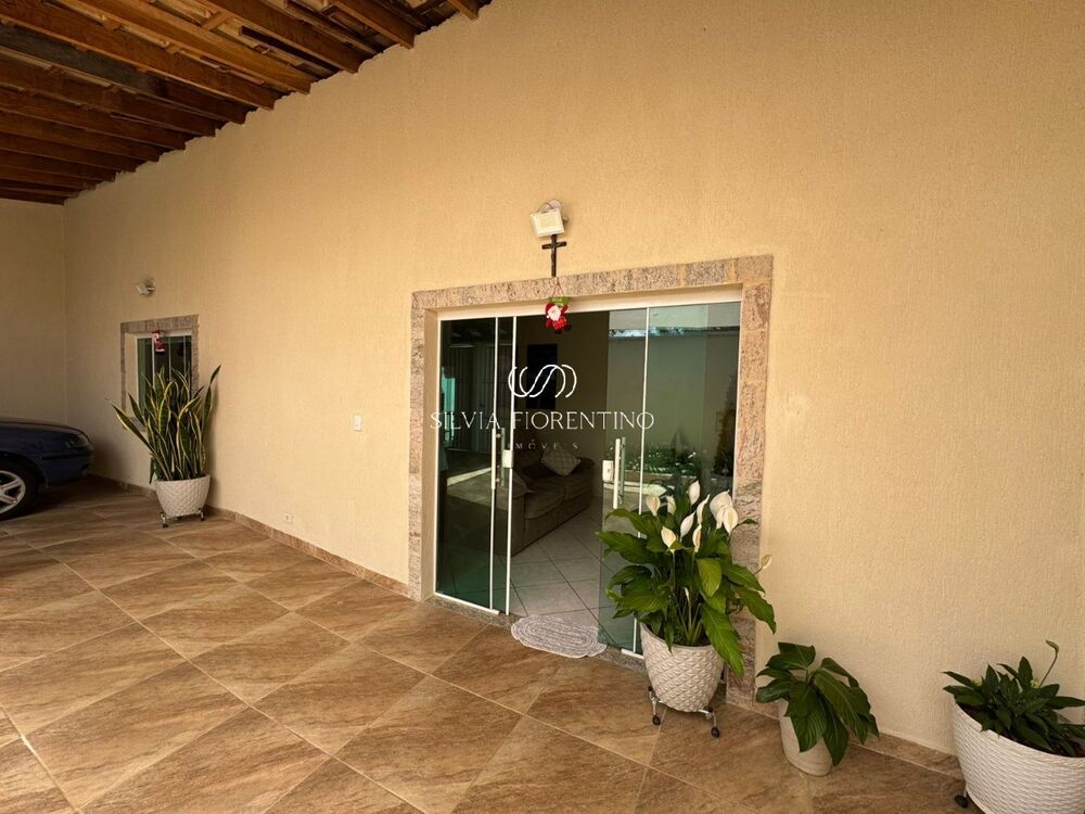 Casa, 2 quartos, 378 m² - Foto 1