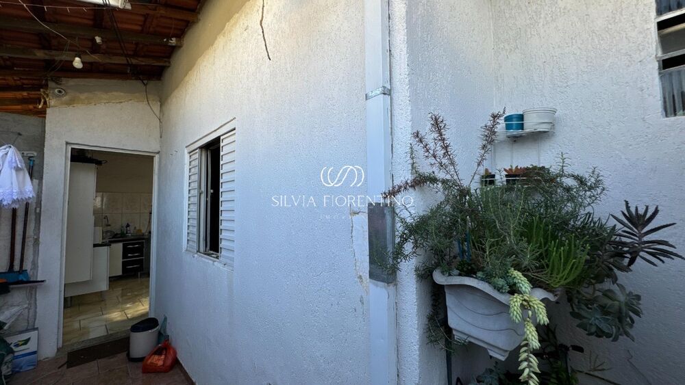 Casa, 3 quartos, 260 m² - Foto 1