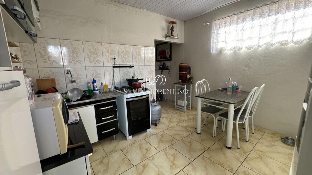Casa, 3 quartos, 260 m² - Foto 2