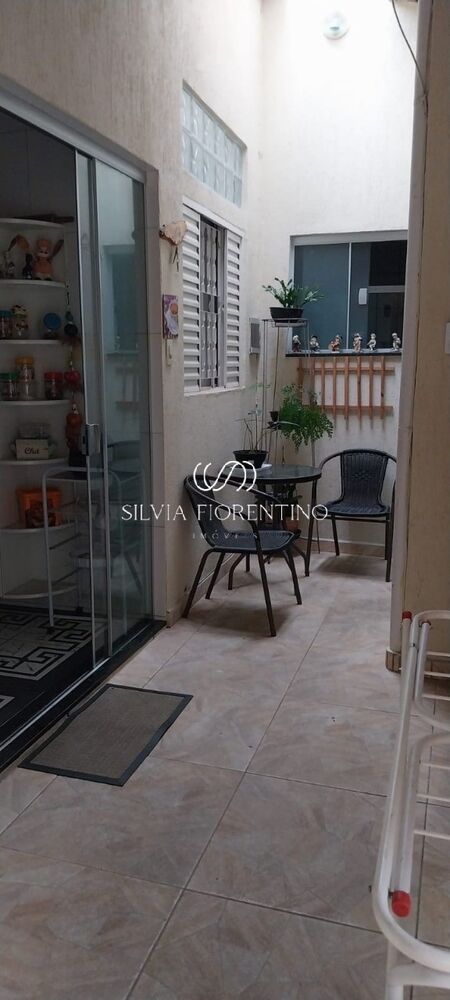 Casa, 4 quartos, 173 m² - Foto 2