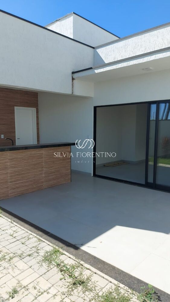 Casa, 3 quartos, 275 m² - Foto 1