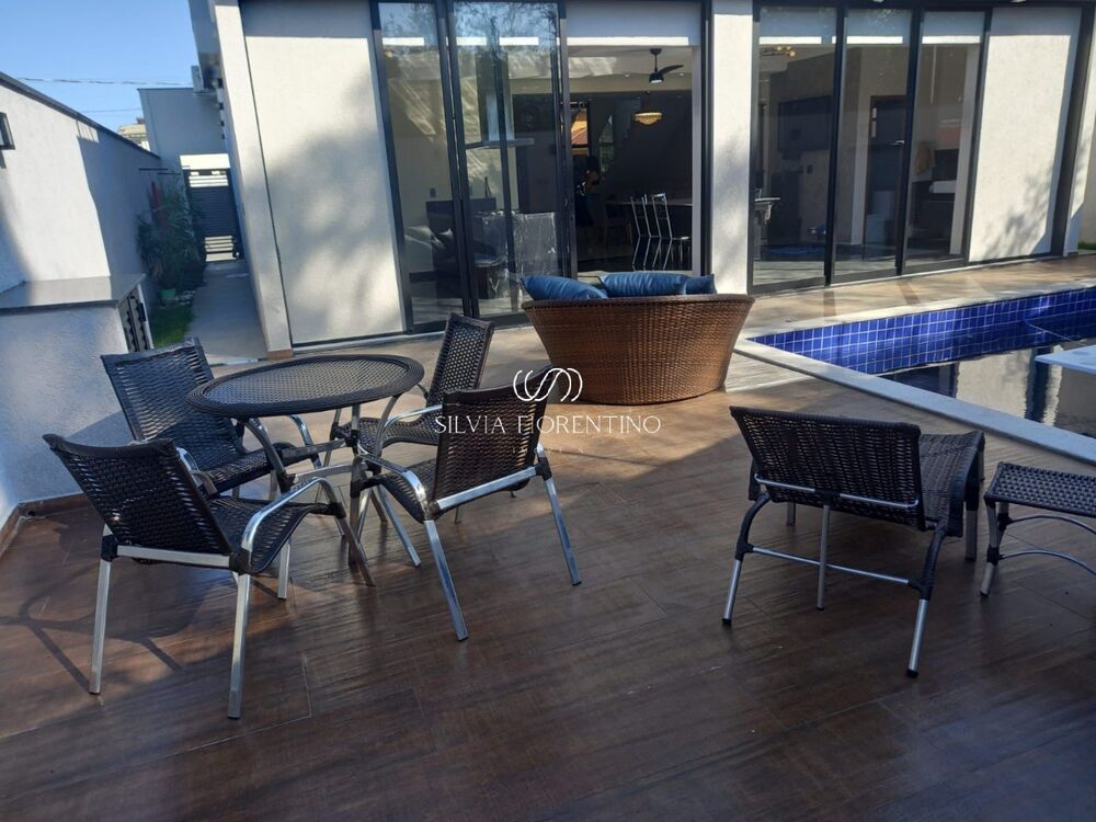 Casa, 3 quartos, 308 m² - Foto 4