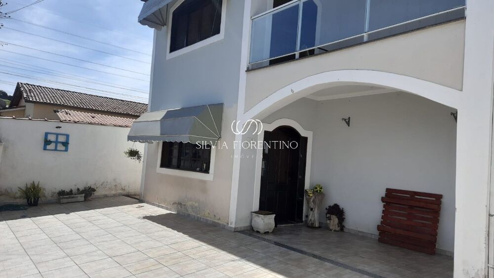 Casa, 3 quartos, 300 m² - Foto 1