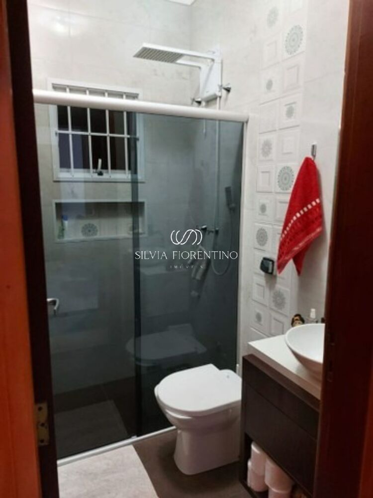 Casa à venda com 3 quartos, 261m² - Foto 15