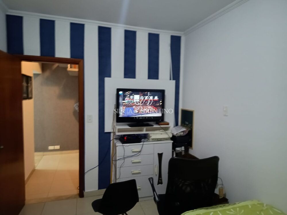Casa, 3 quartos, 250 m² - Foto 3