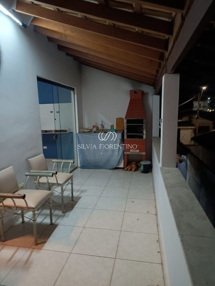 Casa, 3 quartos, 250 m² - Foto 11