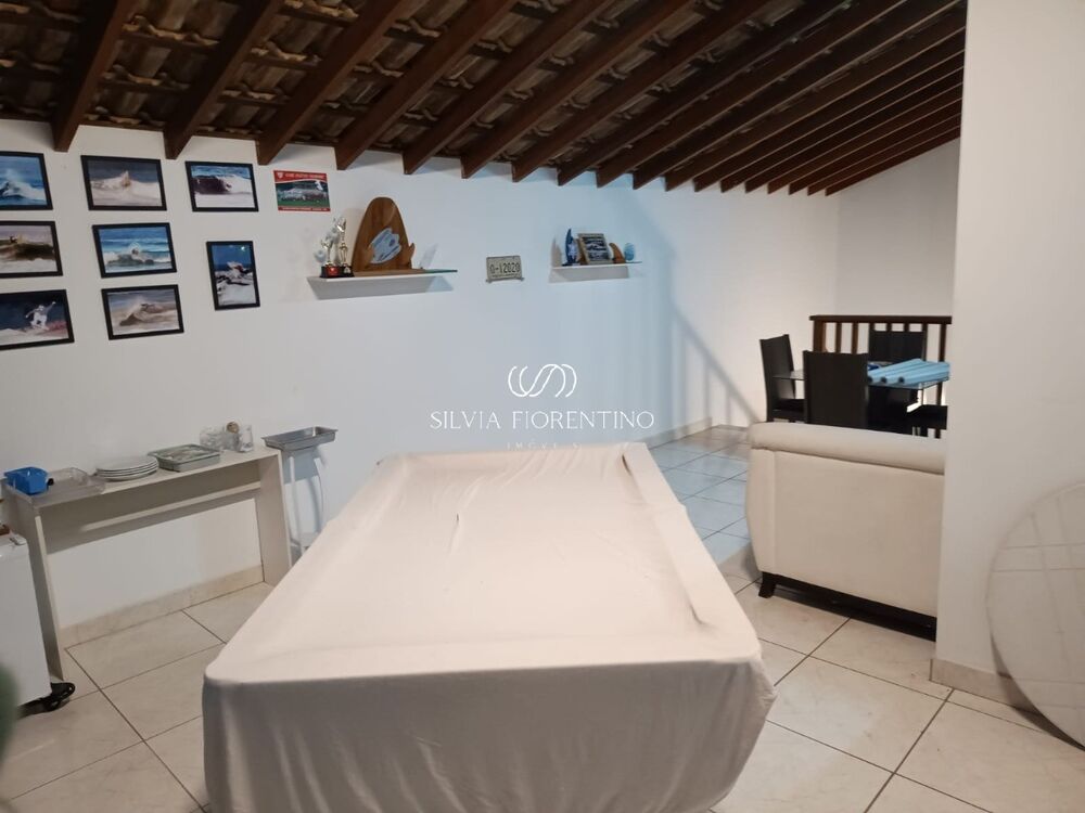 Casa, 3 quartos, 250 m² - Foto 4