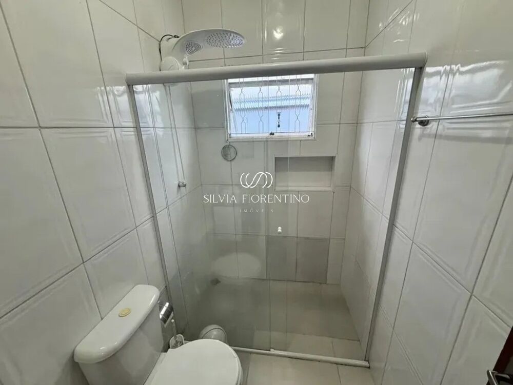Casa à venda com 2 quartos, 125m² - Foto 4