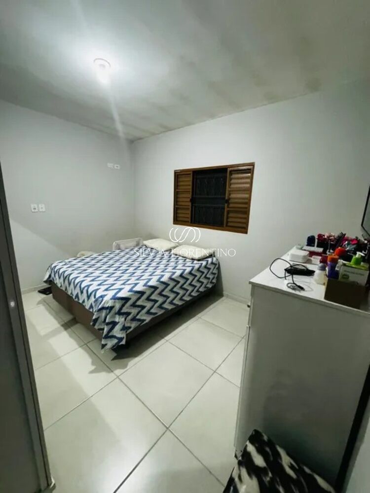 Casa à venda com 2 quartos, 125m² - Foto 7
