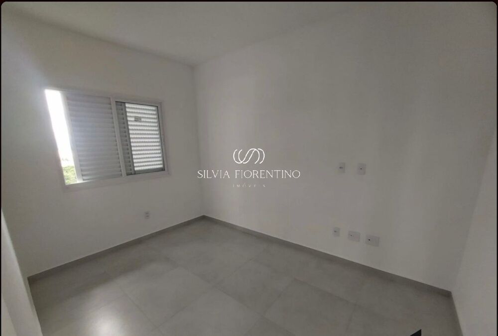 Apartamento à venda com 2 quartos, 77m² - Foto 4