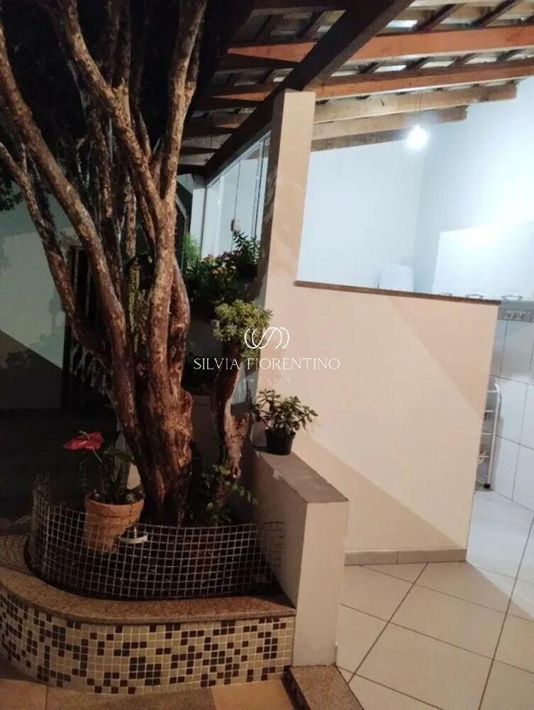 Casa, 3 quartos, 260 m² - Foto 3