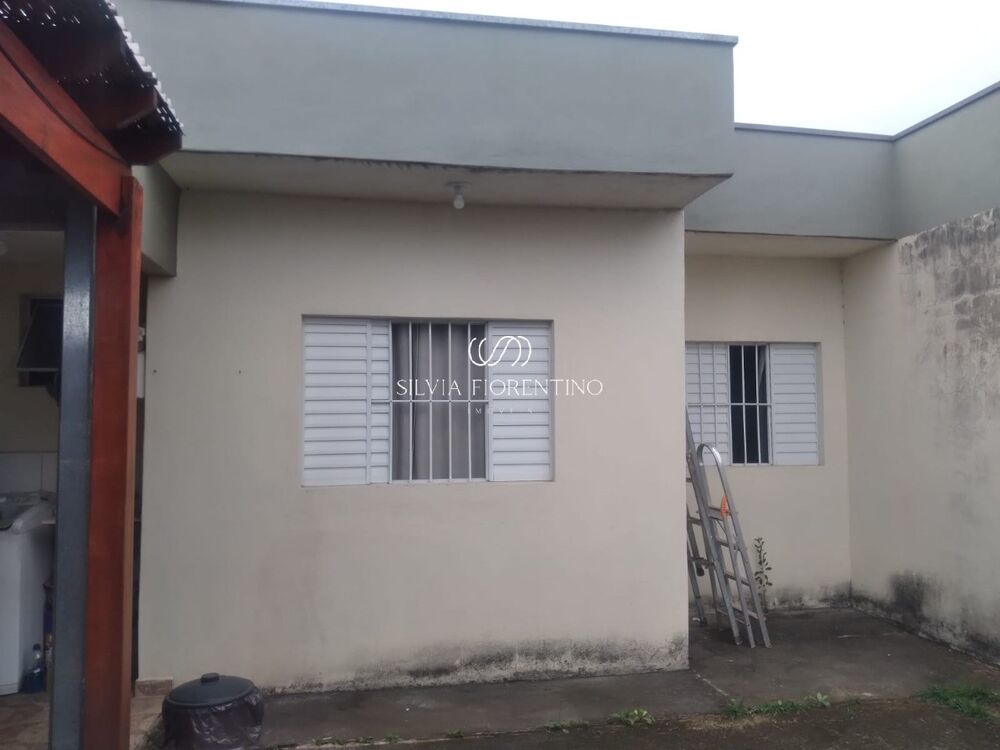 Casa, 2 quartos, 200 m² - Foto 1