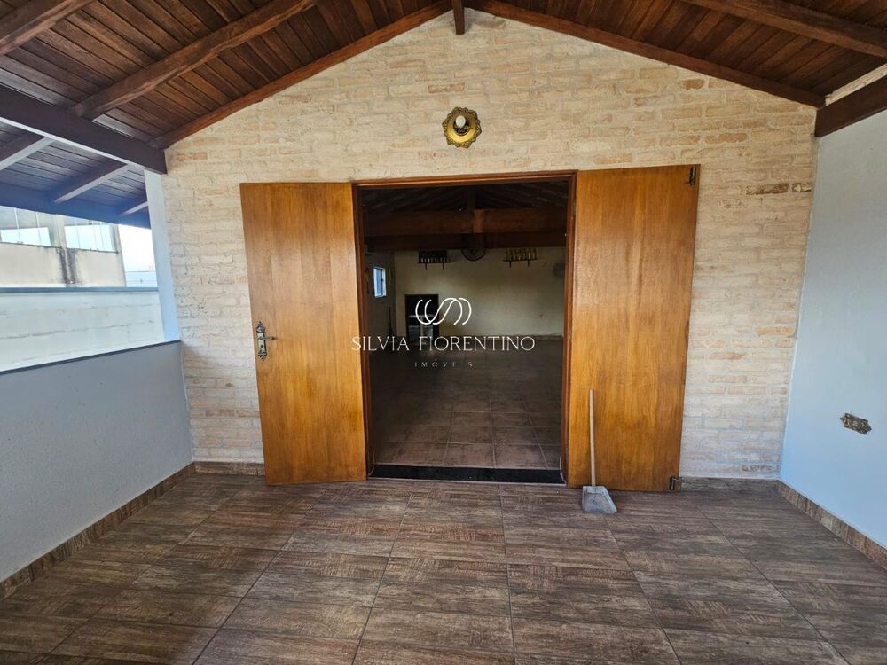Casa, 3 quartos, 245 m² - Foto 4