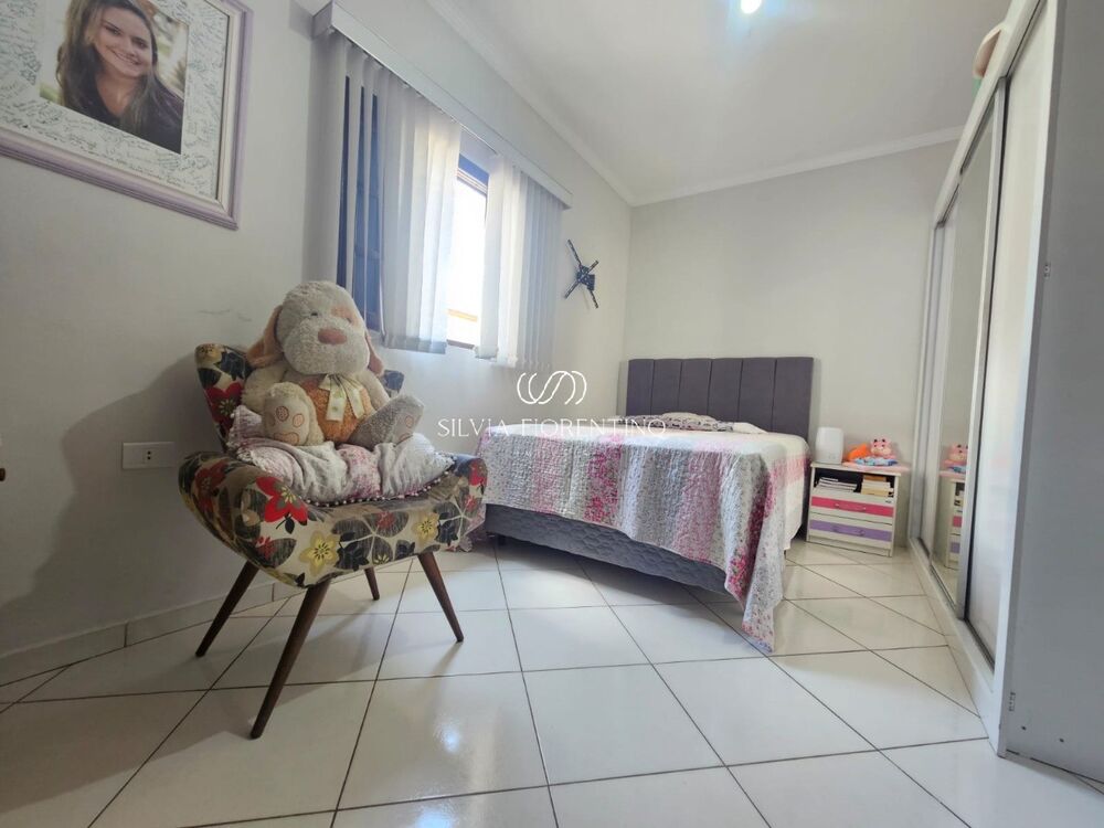 Casa, 3 quartos, 245 m² - Foto 6