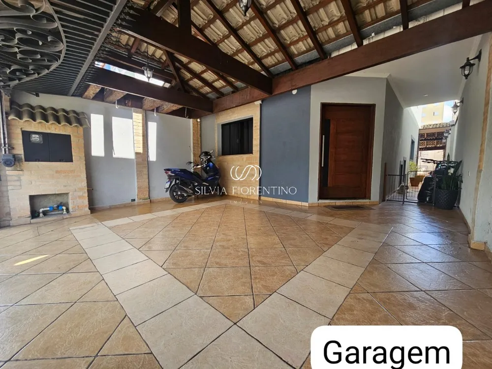 Casa, 3 quartos, 245 m² - Foto 8
