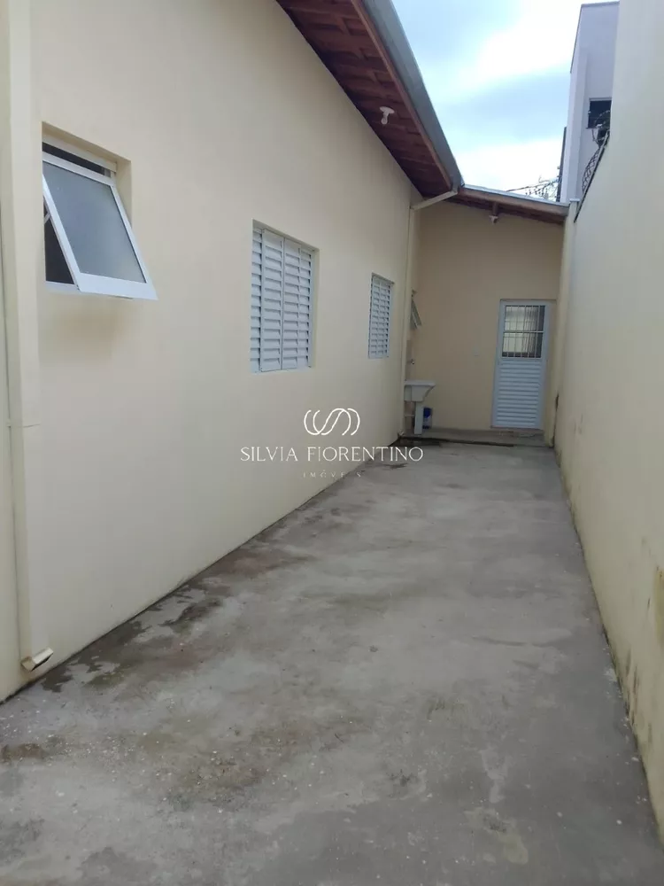 Casa à venda com 2 quartos, 125m² - Foto 3