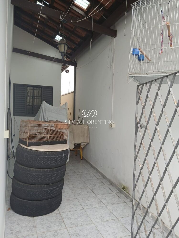 Casa, 4 quartos, 330 m² - Foto 3
