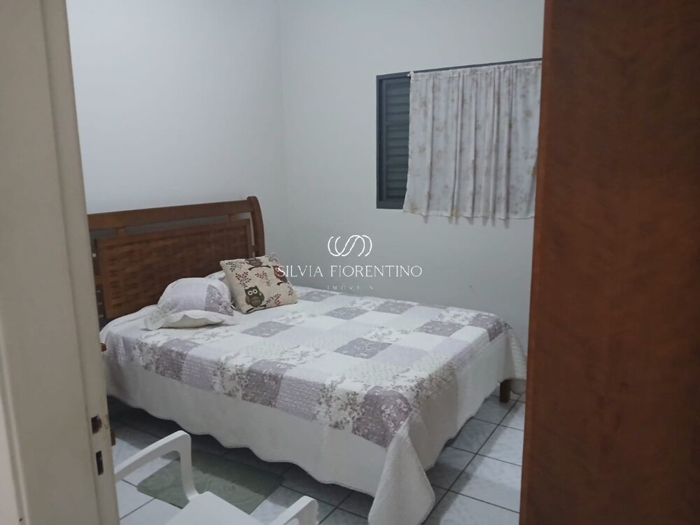 Casa, 4 quartos, 330 m² - Foto 2