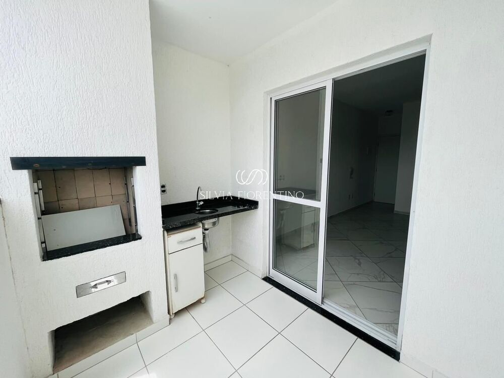 Apartamento para alugar com 2 quartos, 70m² - Foto 7