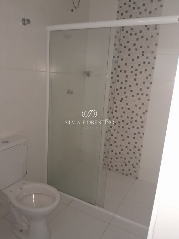 Casa à venda com 2 quartos, 125m² - Foto 2