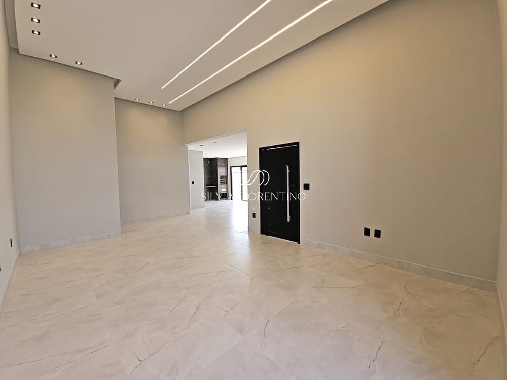 Casa à venda com 3 quartos, 300m² - Foto 4