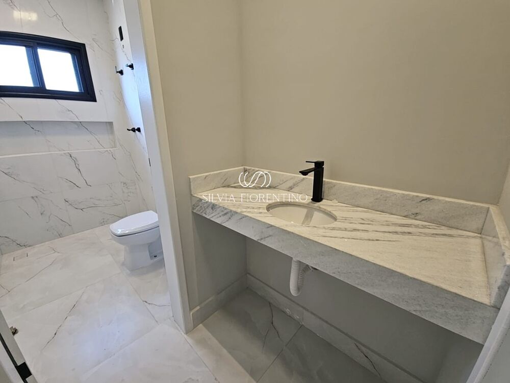 Casa à venda com 3 quartos, 300m² - Foto 8