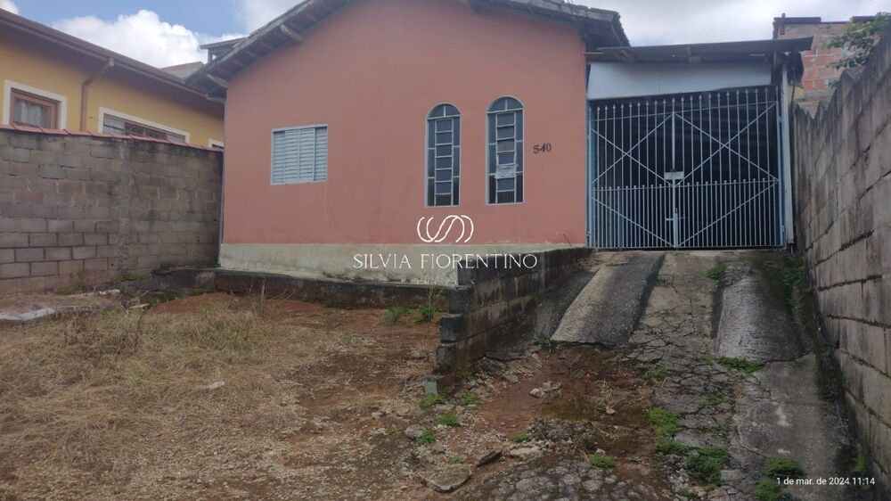 Casa, 3 quartos, 250 m² - Foto 1