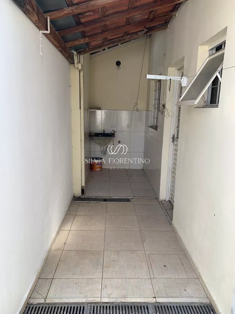 Casa à venda com 2 quartos, 125m² - Foto 4