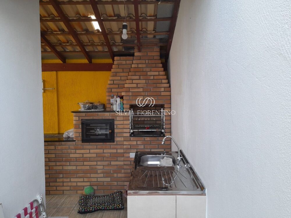 Casa, 3 quartos, 135 m² - Foto 2