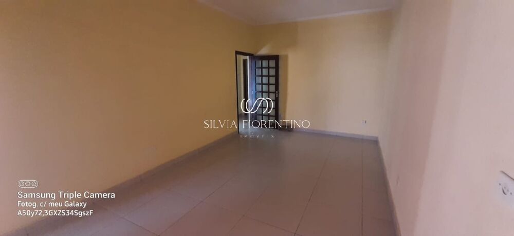 Casa, 3 quartos, 250 m² - Foto 2