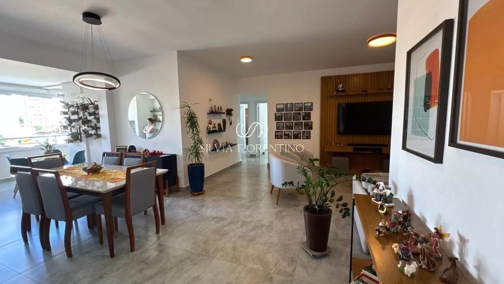 Apartamento à venda com 3 quartos, 130m² - Foto 1