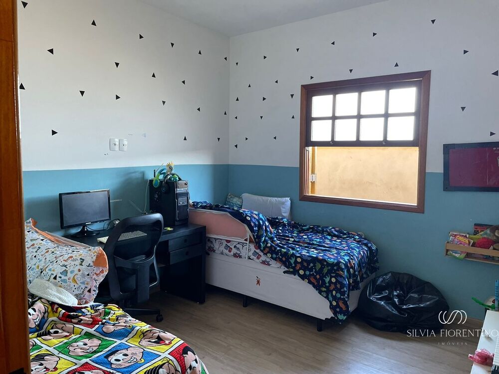 Casa, 3 quartos, 200 m² - Foto 3