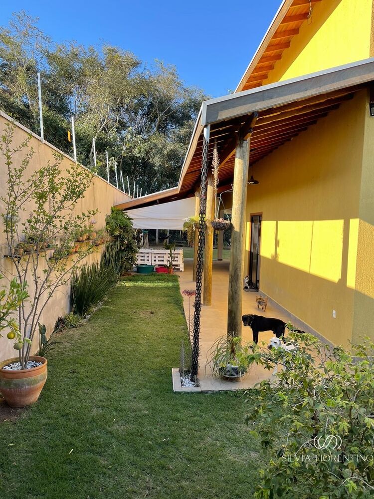 Casa, 3 quartos, 200 m² - Foto 1