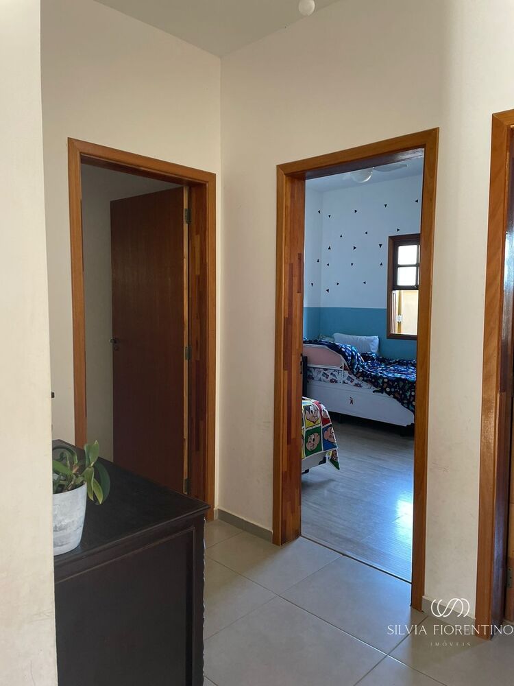 Casa, 3 quartos, 200 m² - Foto 2